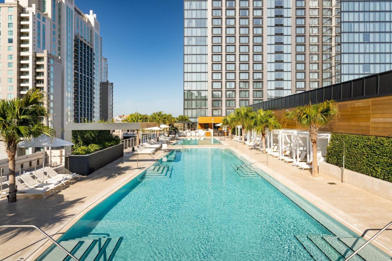 Jw Marriott Tampa Water Street Hotel Exterior photo