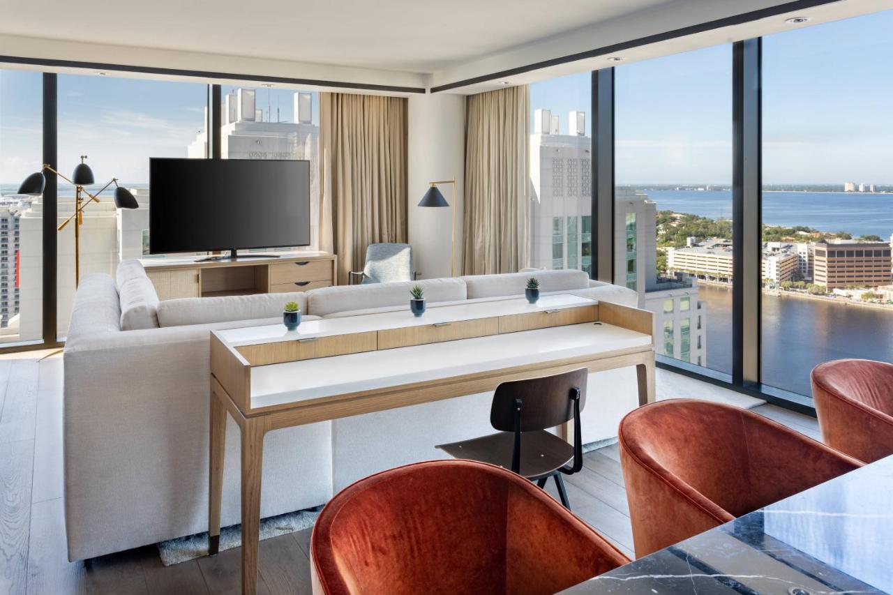 Jw Marriott Tampa Water Street Hotel Exterior photo