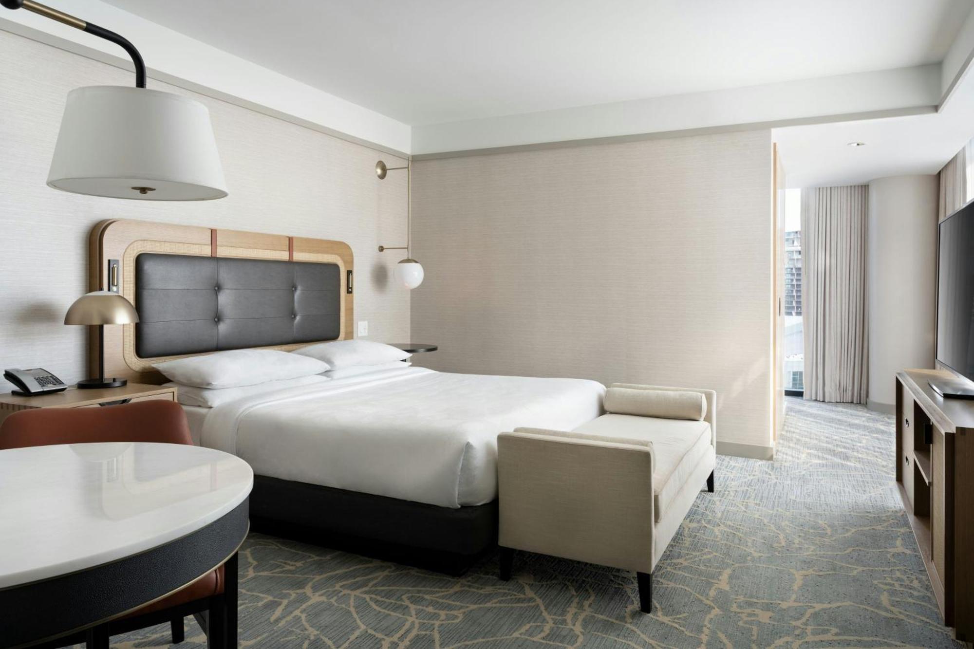 Jw Marriott Tampa Water Street Hotel Exterior photo